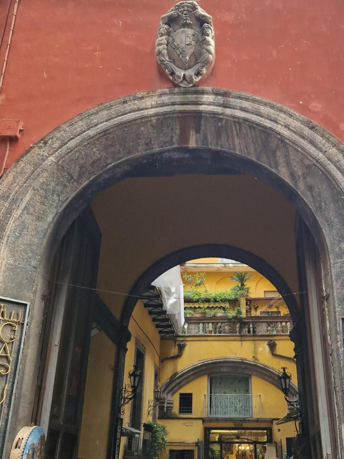 Апартаменты La Dimora Nei Presepi In San Gregorio Неаполь Экстерьер фото